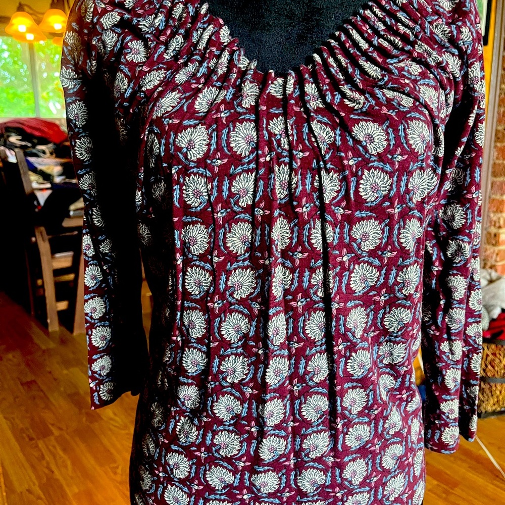 Lucky brand wine print top